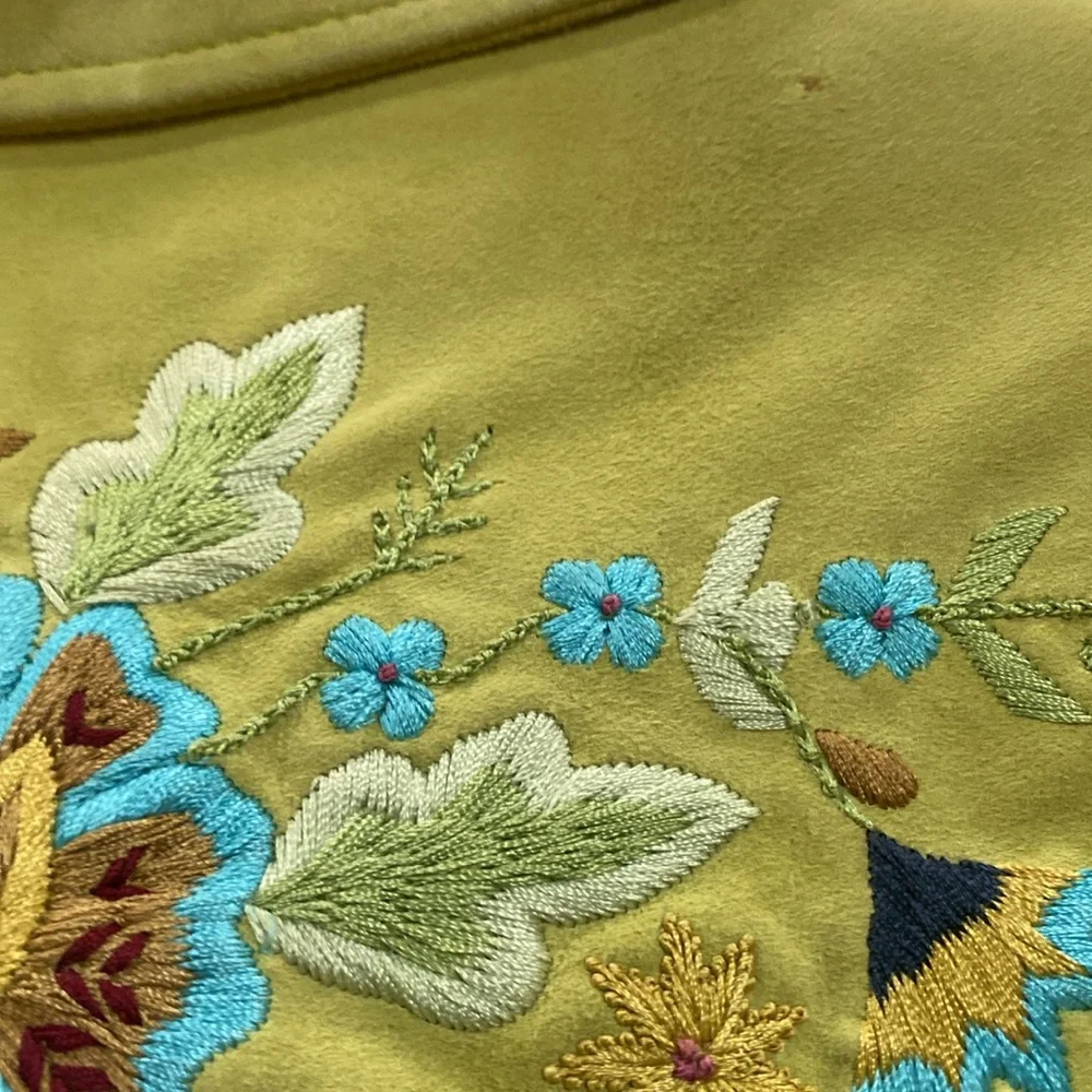 Double D Ranchwear Top - Picture 10 of 14